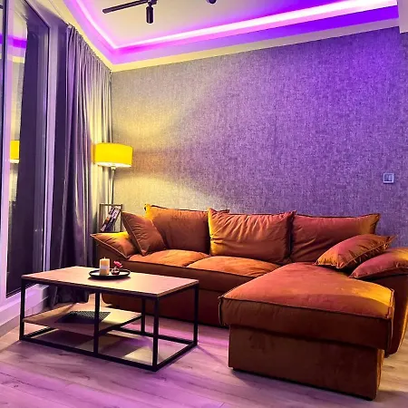 Alfred Sky Smart 29th Included Апартаменти *