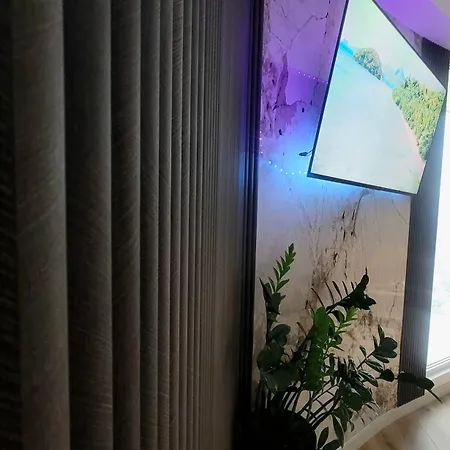 Alfred Sky Smart 29th Included