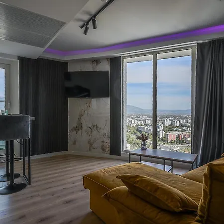 Alfred Sky Smart 29th Included Lägenhet Skopje