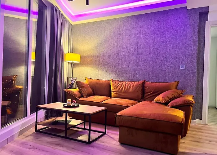 Alfred Sky Smart 29th Included Apartment *