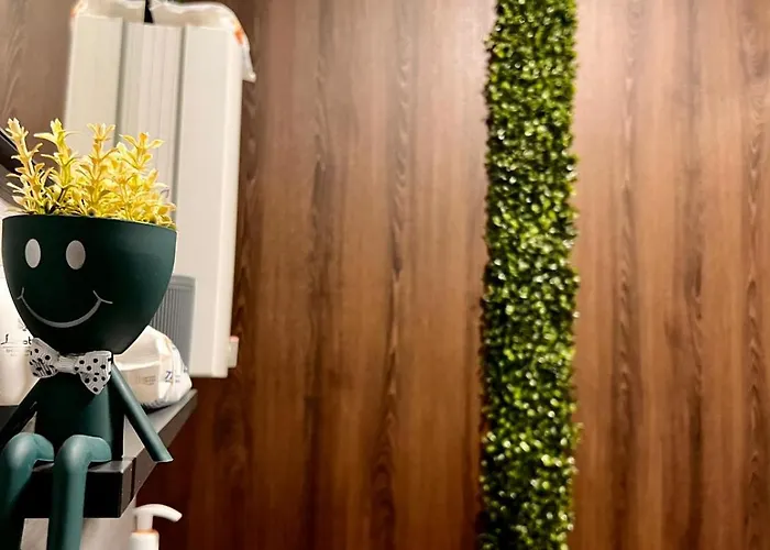 Alfred Sky Smart 29th Included Apartment