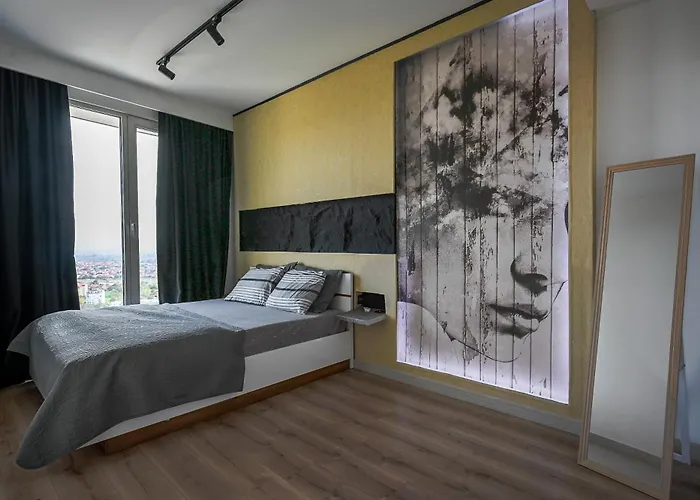 Alfred Sky Smart 29th Included Apartment *